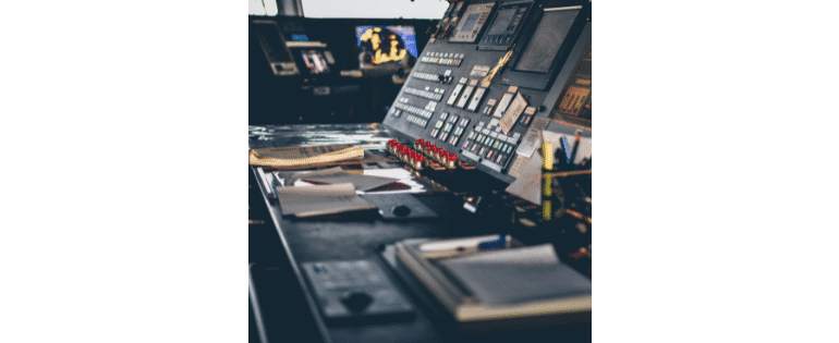 Automated cashback tracking software dashboard with real-time rebate data